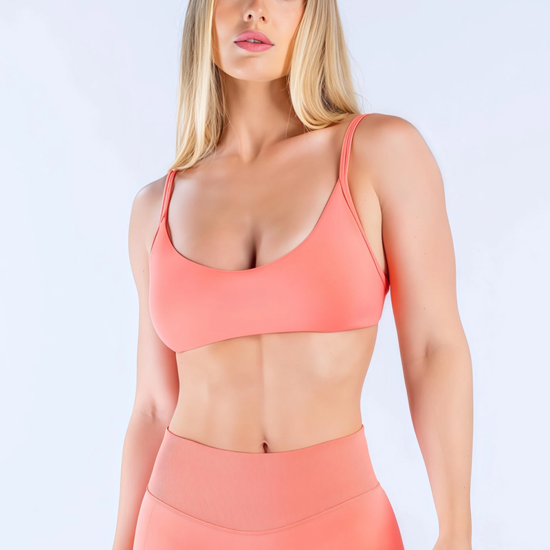 HISTELLO Impact Scoop Neck Bra - đánh giá và giá Pilate Yoga Workout